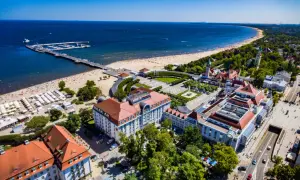 Gdzie jest hotel marmur? Odkryj tajemnicę fikcyjnego miejsca w Sopocie