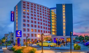 Hotele w Pradze, gdzie mówią po polsku – komfortowe noclegi dla Polaków