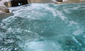 Jak korzystać z jacuzzi w hotelu, aby uniknąć nieprzyjemnych sytuacji
