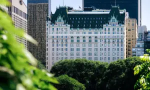 Ile kosztuje noc w hotelu Plaza? Ceny i tajemnice noclegów