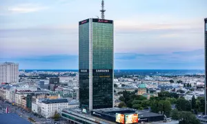 Ile pięter ma hotel Marriott w Warszawie? Zaskakujące informacje!