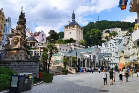 Gdzie zjeść w Karlowych Warach? Najlepsze restauracje na każdą okazję