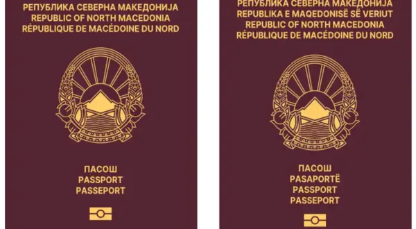 Dwa paszporty Macedonii Północnej. Czy do Macedonii potrzebny jest paszport? Tak, ten dokument jest niezbędny do podróży.