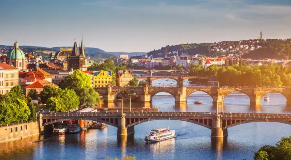 Ile kosztuje nocleg w Czechach? Ceny, porady i ukryte koszty