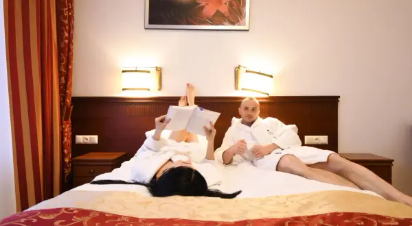 Czym się różni pensjonat od hotelu? Odkryj kluczowe różnice