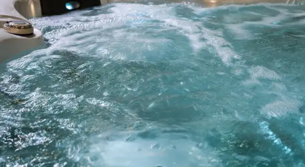 Jak korzystać z jacuzzi w hotelu, aby uniknąć nieprzyjemnych sytuacji