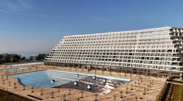 Ile gwiazdek ma hotel Gołębiewski? Sprawdź różnice w klasach!