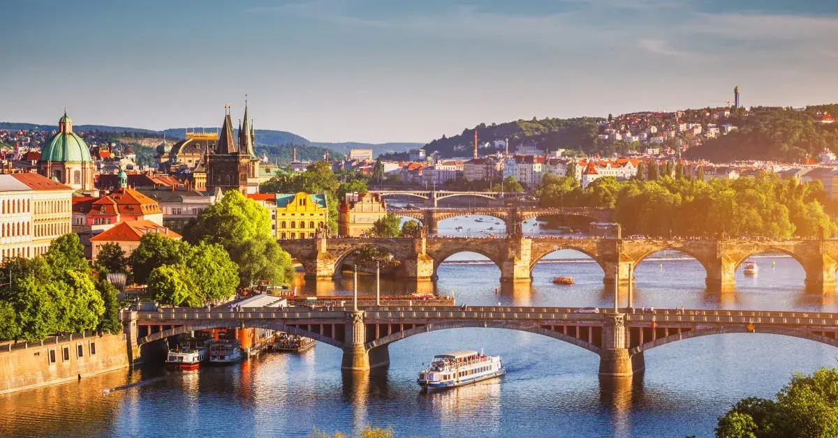 Ile kosztuje nocleg w Czechach? Ceny, porady i ukryte koszty