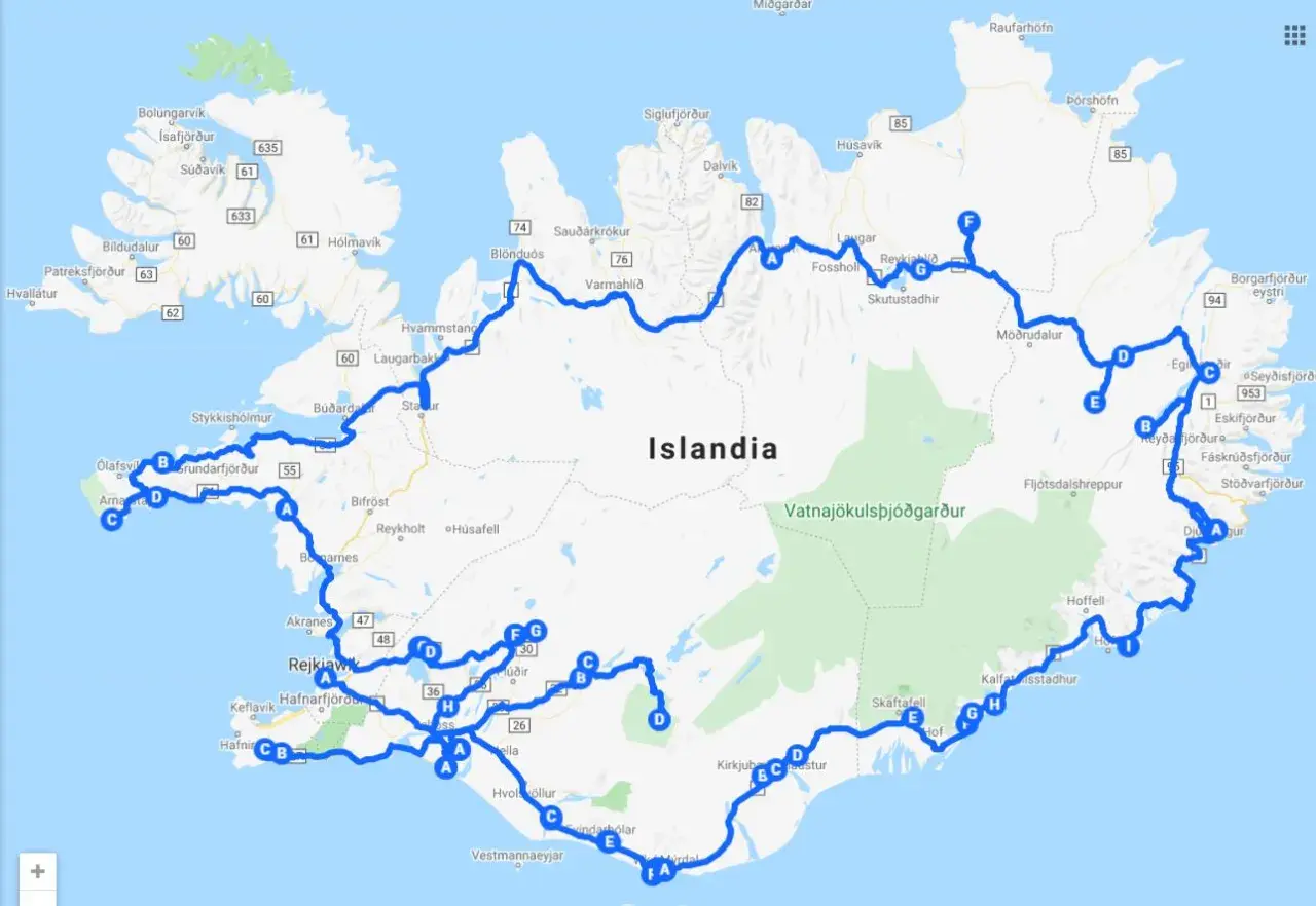 Mapa Islandii z zaznaczoną trasą turystyczną. Widać nazwy miast i dróg, a także park narodowy Vatnajökulsþjóðgarður. Klimat Islandii jest surowy, ale piękny.