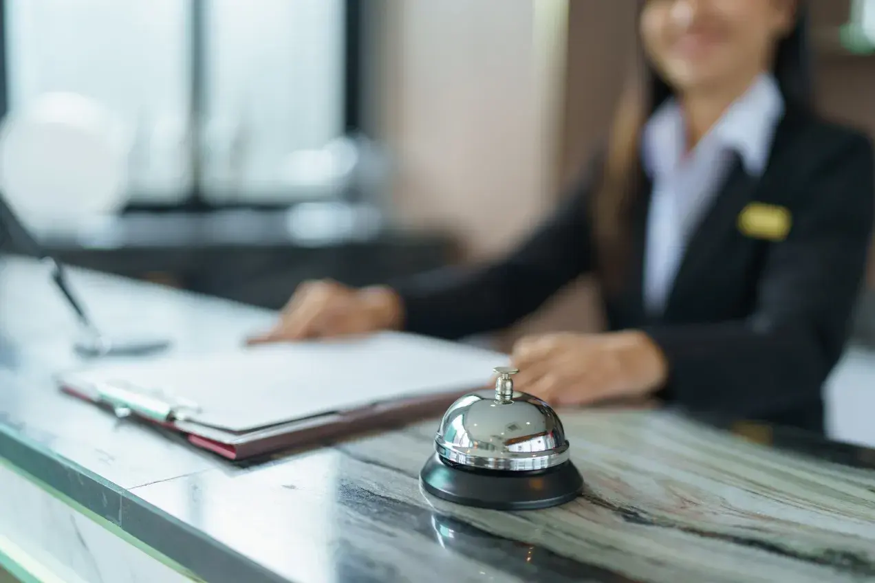 Czy w hotelu trzeba pokazać dowód? Oto co musisz wiedzieć