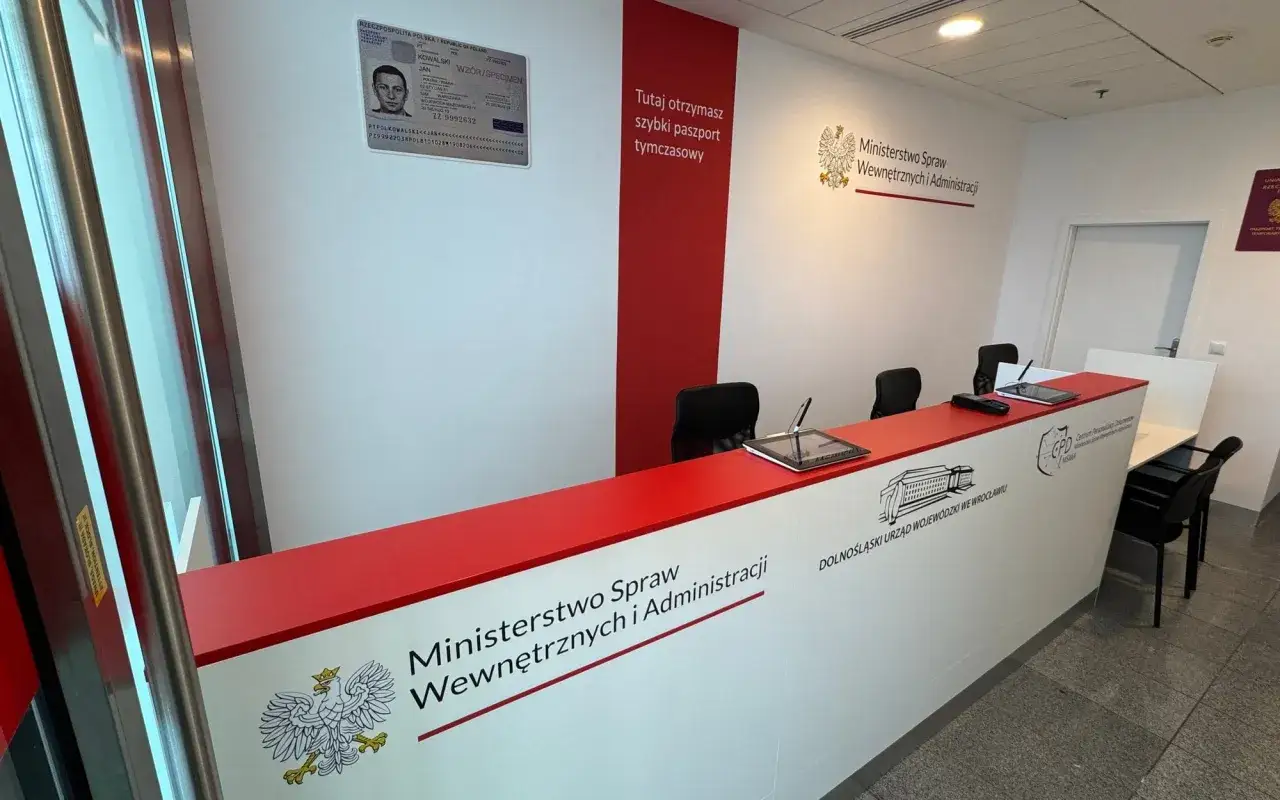 Wrocławskie biuro paszportowe. Tutaj otrzymasz szybki paszport tymczasowy.