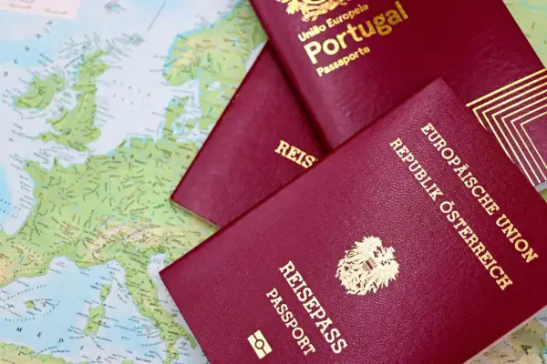 Paszporty Portugalii i Austrii leżą na mapie Europy. Planujesz podróż do Egiptu? Sprawdź, jak łatwo uzyskać wizę do Egiptu online.