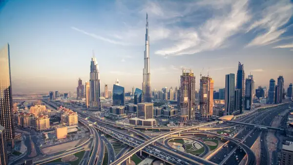 Dubaj kiedy jechać? Najlepszy czas na wizytę i uniknięcie upałów